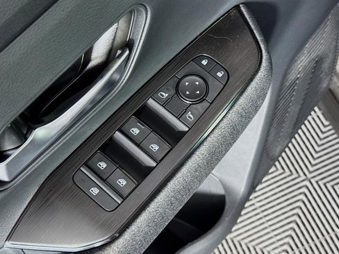 New 2026 Nissan Kicks SV FWD image 18