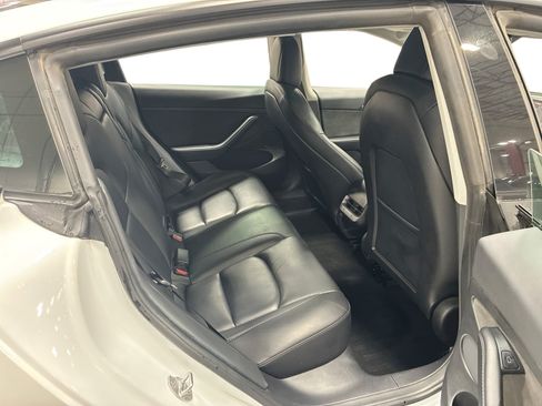 Certified 2021 Tesla Model 3 Standard Range Plus RWD image 11