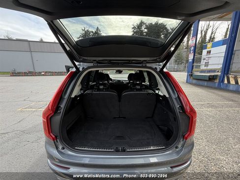 Used 2018 Volvo XC90 T6 Momentum w/ Convenience Package image 15