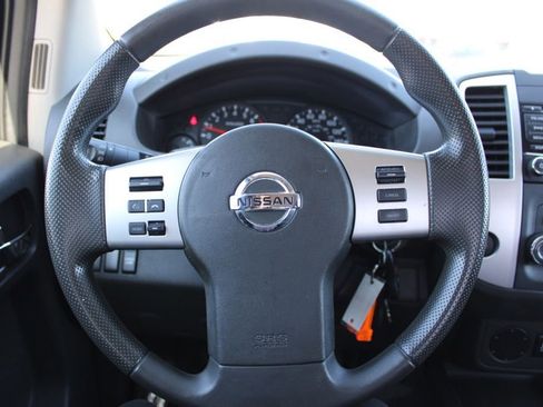 Used 2017 Nissan Frontier SV image 24