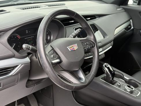 Certified 2023 Cadillac XT4 Premium Luxury image 15
