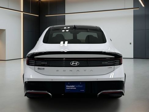 Certified 2025 Hyundai Sonata Limited FWD image 6