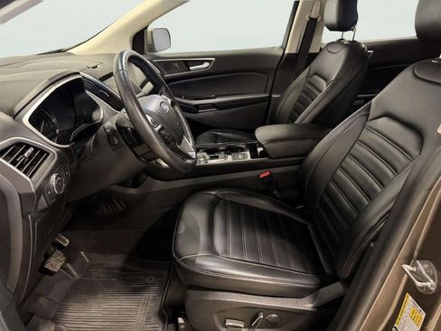 Used 2019 Ford Edge SEL w/ Equipment Group 201A AWD/4WD image 13