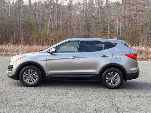 Used 2013 Hyundai Santa Fe Sport image 4