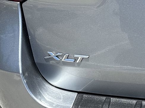 Used 2023 Ford Explorer XLT w/ Equipment Group 202A RWD image 10