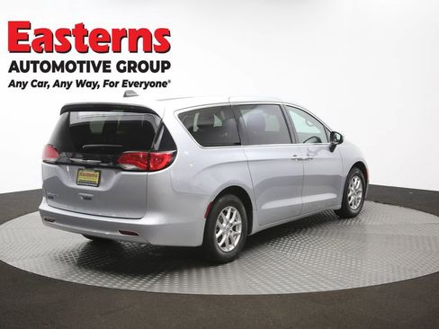 Used 2023 Chrysler Voyager LX FWD image 40