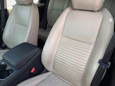 Used 2022 Land Rover Discovery Sport S image 38