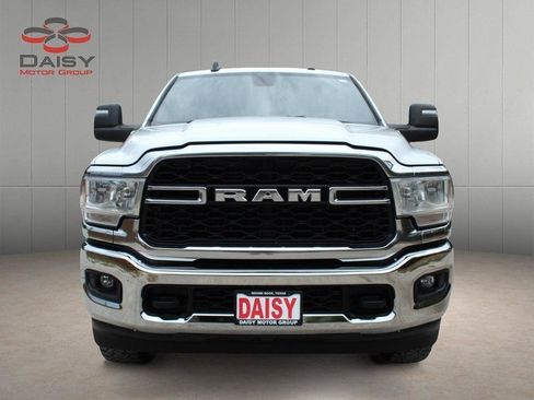 Used 2023 RAM 2500 Tradesman AWD/4WD image 2