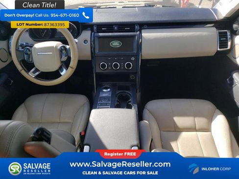 Used 2020 Land Rover Discovery SE image 11