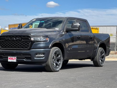 New 2027 RAM 1500 4x4 Crew Cab image 7