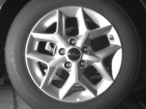 Used 2025 Kia Soul LX w/ LX Technology Package image 15