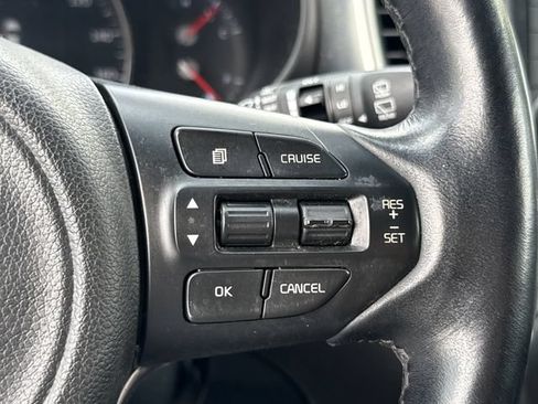 Used 2016 Kia Sorento SX FWD image 46