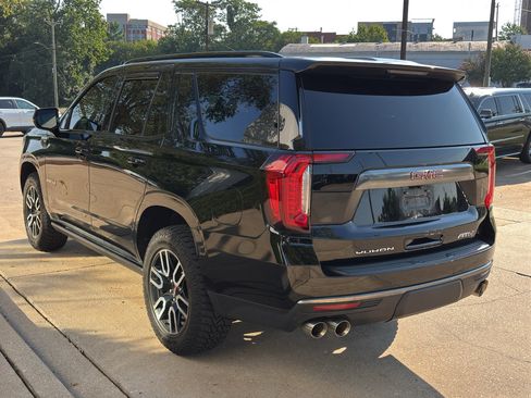 Used 2022 GMC Yukon AT4 AWD/4WD image 6