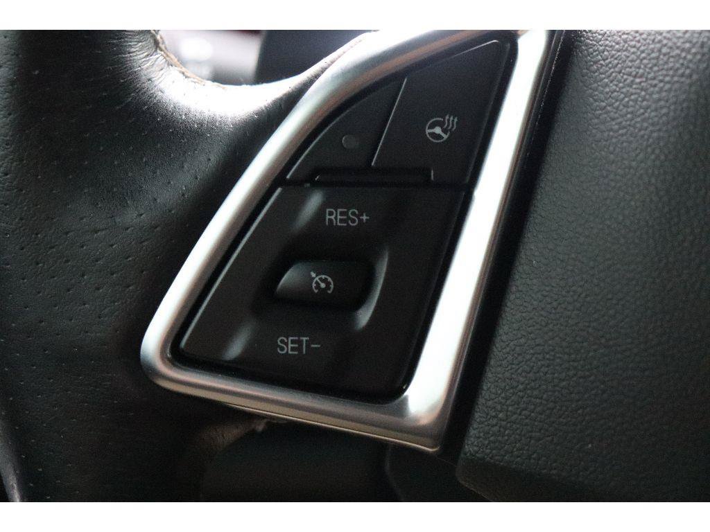 Used 2016 Chevrolet Camaro SS RWD image 12