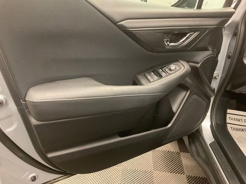 Used 2024 Subaru Outback Premium AWD/4WD image 14