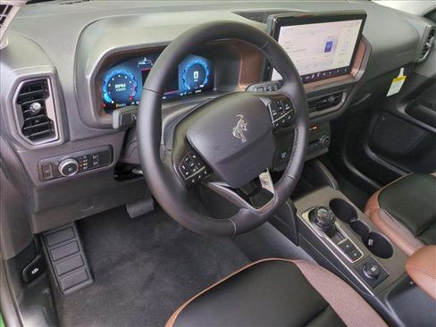 New 2025 Ford Bronco Sport Outer Banks image 3