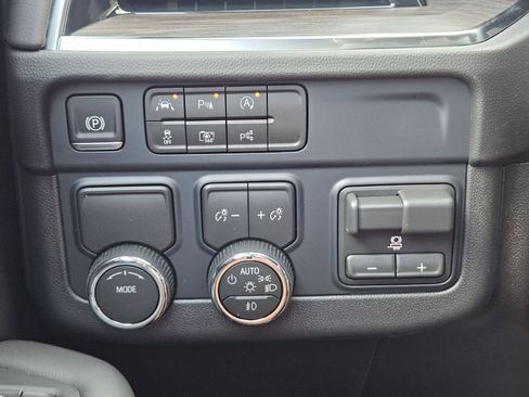 New 2026 Chevrolet Tahoe LT w/ Comfort Package RWD image 22