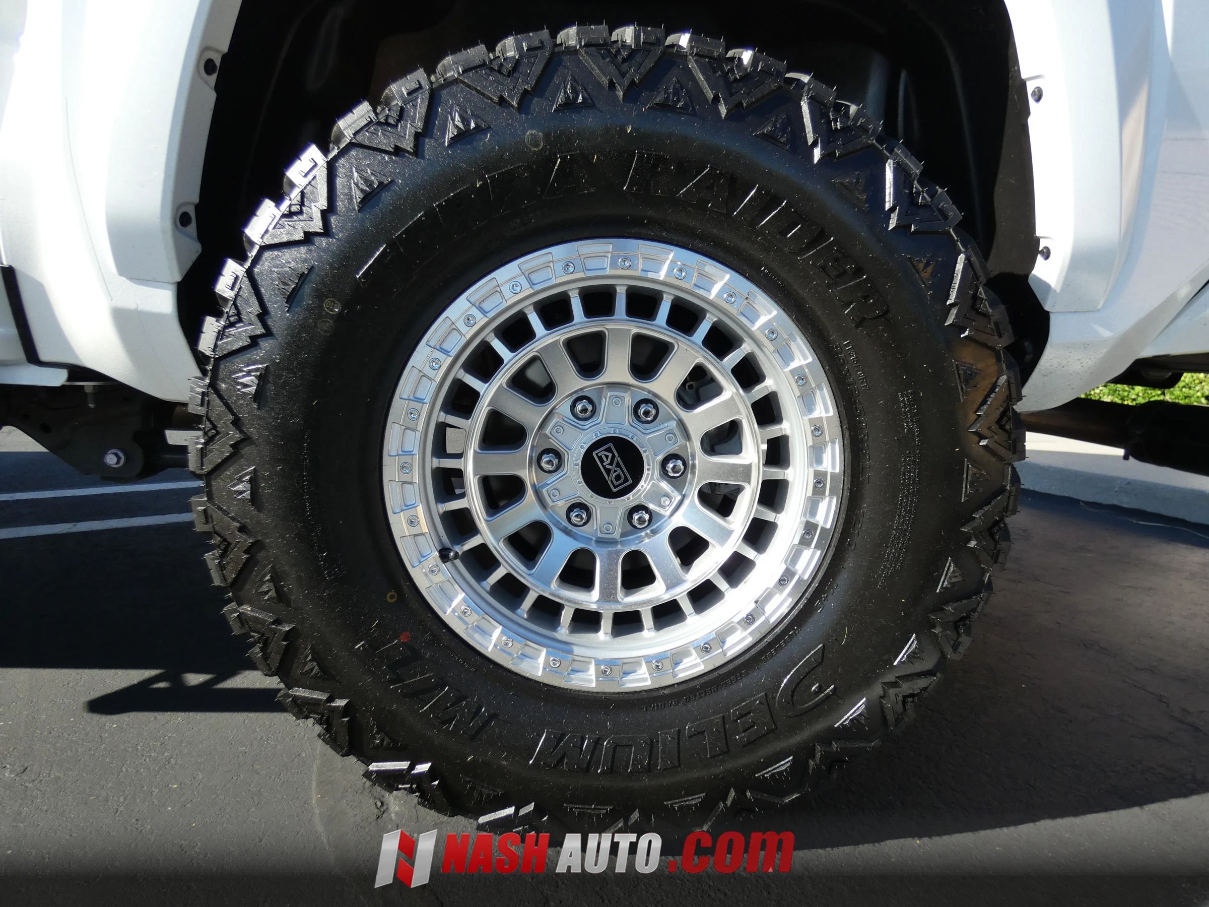 Used 2026 Toyota Tacoma TRD Sport w/ TRD Sport Upgrade Package AWD/4WD image 19