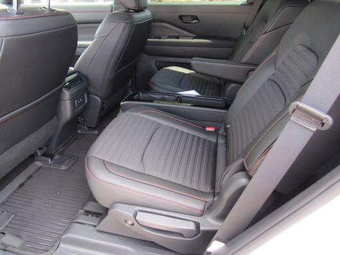 New 2026 Nissan Pathfinder Rock Creek AWD/4WD image 13