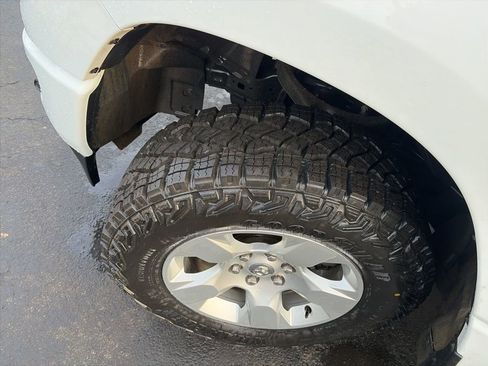 Used 2020 RAM 1500 Big Horn image 10