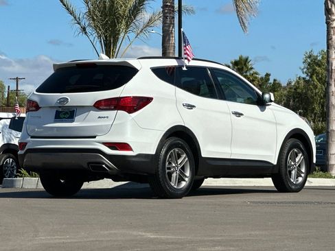 Used 2017 Hyundai Santa Fe Sport FWD image 4