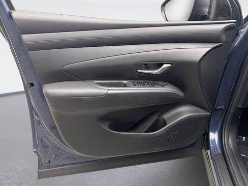 Used 2025 Hyundai Tucson SE FWD image 9