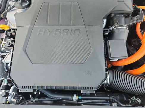 New 2026 Hyundai Elantra Limited FWD image 21