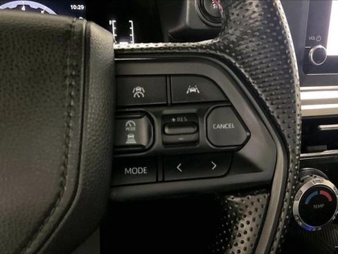 Used 2024 Toyota Tacoma SR5 AWD/4WD image 19