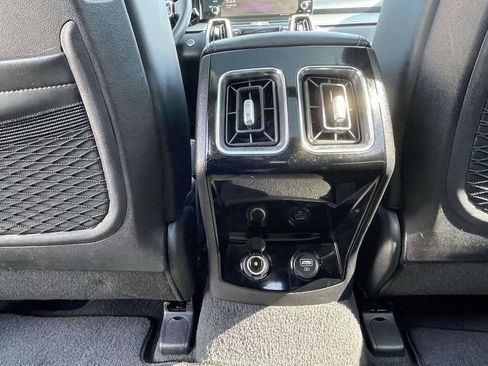 Used 2023 Kia Sorento SX FWD image 14