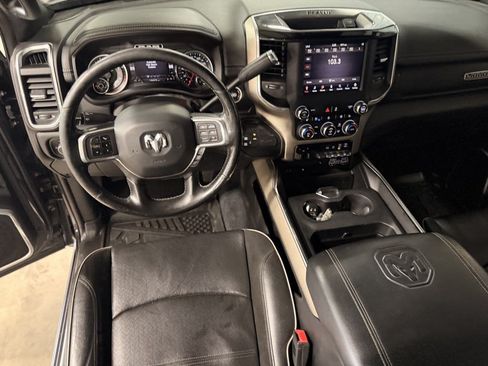 Used 2019 RAM 2500 Laramie AWD/4WD image 3