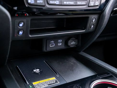 Certified 2024 Honda Passport Black Edition image 28