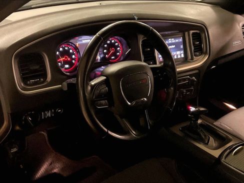 Used 2021 Dodge Charger SXT w/ Blacktop Package image 17