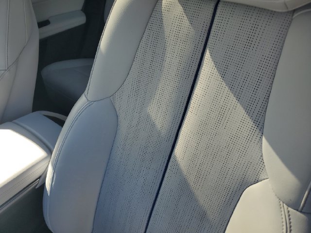 Certified 2024 Cadillac Lyriq Luxury AWD/4WD image 13
