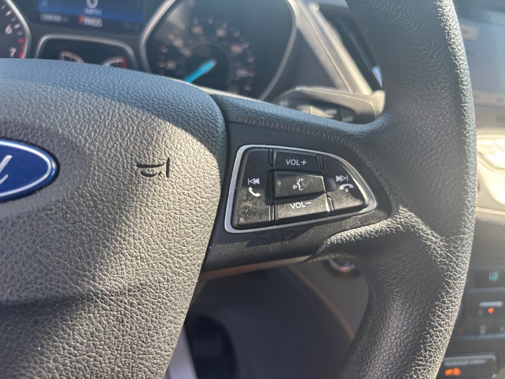 Used 2019 Ford Escape SE AWD/4WD image 16