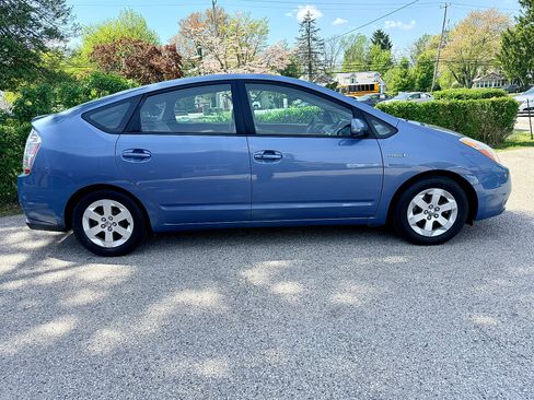 Used 2008 Toyota Prius FWD image 2