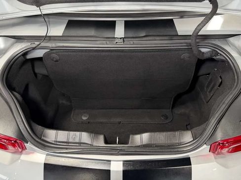 Used 2019 Chevrolet Camaro LT RWD image 13