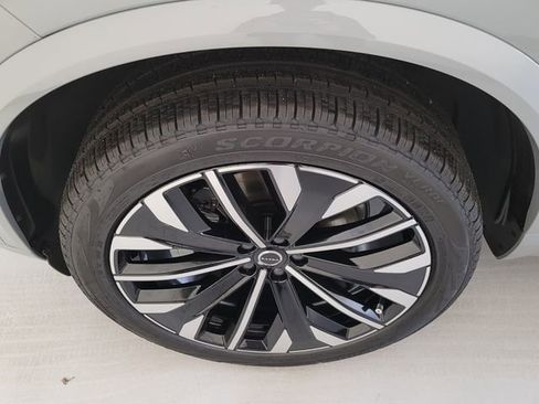 New 2026 Volvo XC90 B6 Ultra w/ Protection Package AWD/4WD image 31