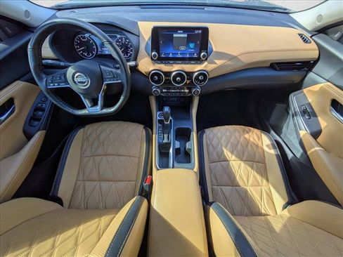 Used 2024 Nissan Sentra SV w/ SV Premium Package image 10