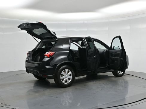 Used 2021 Mitsubishi Outlander Sport ES image 5