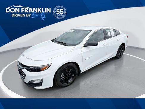 Used 2022 Chevrolet Malibu LS FWD image 1