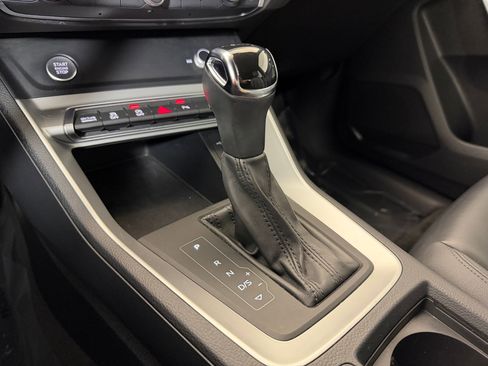 Used 2020 Audi Q3 2.0T Premium image 17