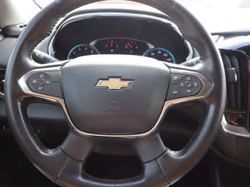 Used 2019 Chevrolet Traverse LT image 5