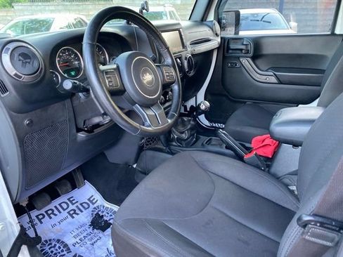 Used 2016 Jeep Wrangler Unlimited Sport w/ Quick Order Package 23S AWD/4WD image 6