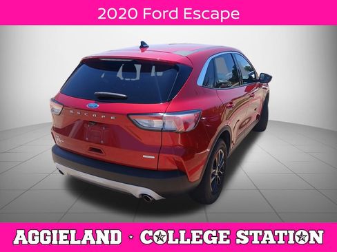 Used 2020 Ford Escape SE FWD image 2