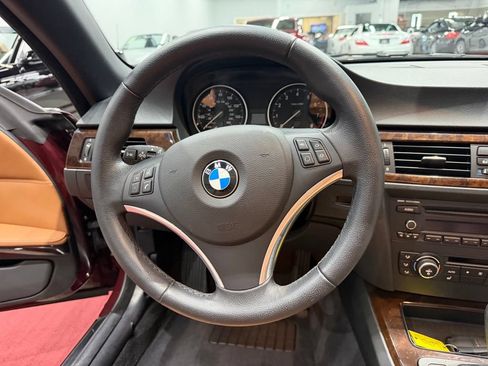 Used 2010 BMW 328i Convertible RWD image 34
