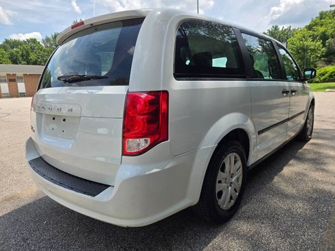 Used 2014 Dodge Grand Caravan American Value Package FWD image 8