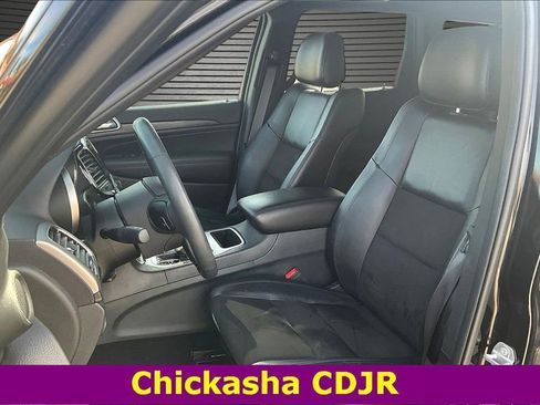 Used 2019 Jeep Grand Cherokee Altitude image 21
