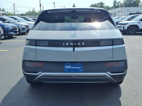 Used 2024 Hyundai Ioniq 5 SE AWD/4WD image 6