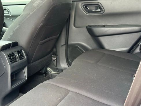 Used 2024 Nissan Rogue S AWD/4WD image 20