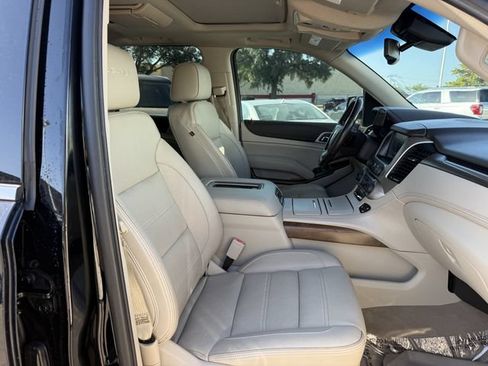 Used 2019 GMC Yukon XL Denali w/ Denali Ultimate Package RWD image 30